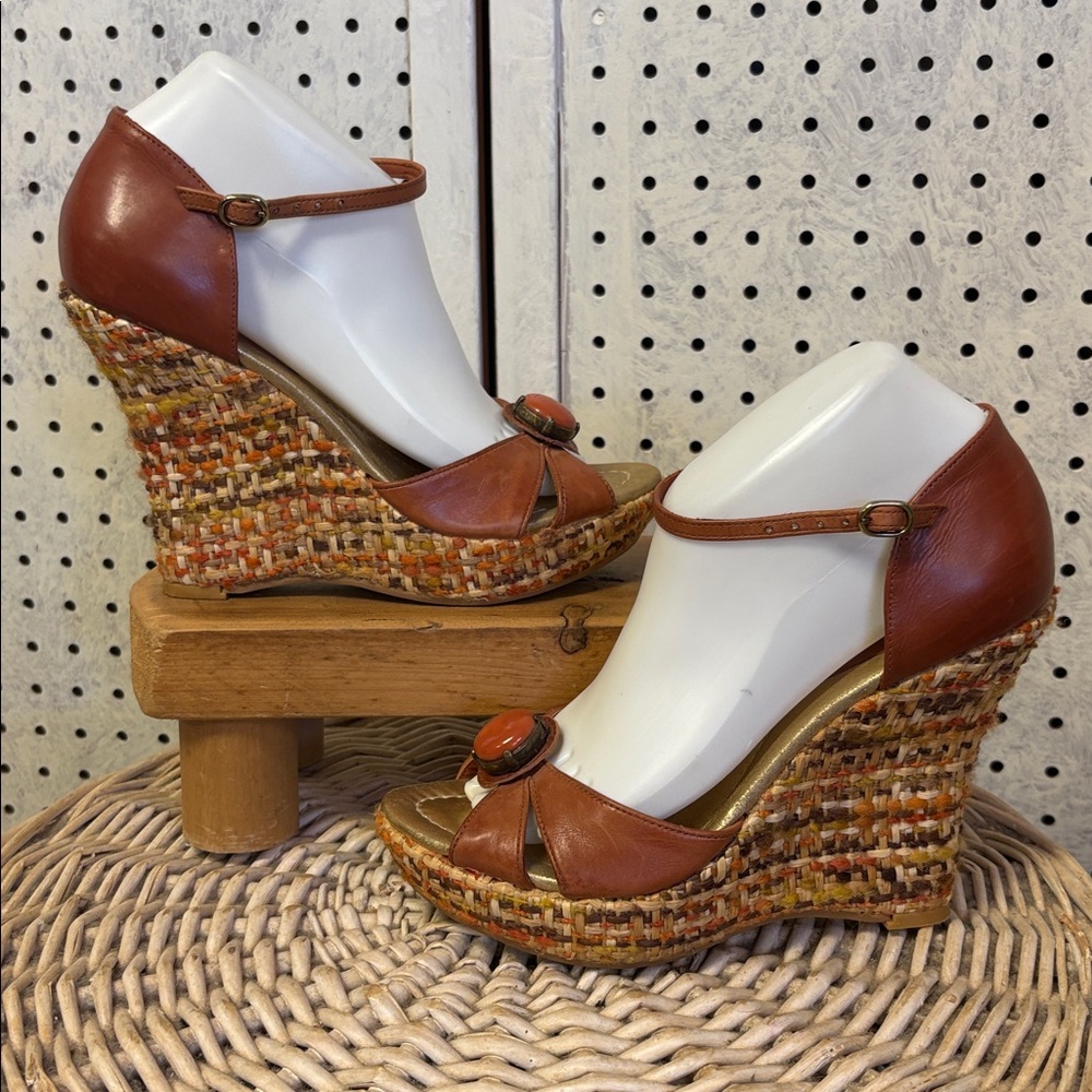 Rare Vince Camuto